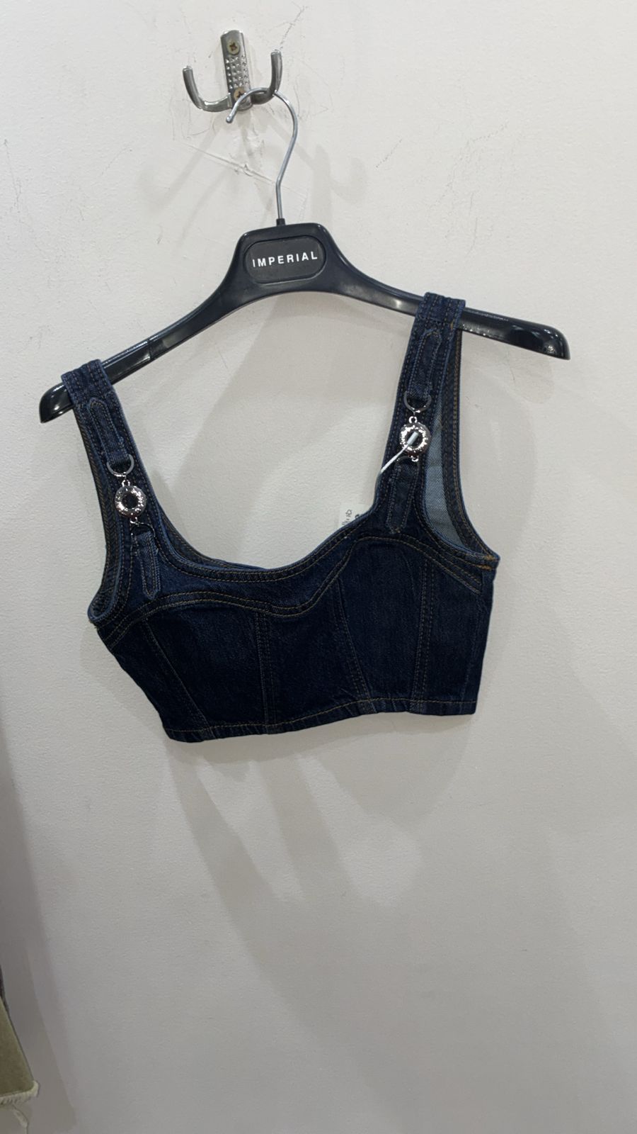 CROP tOP 34 GRG-000661