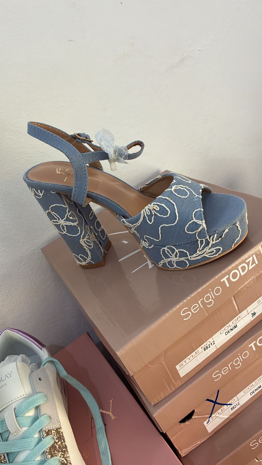 Shoes 39 - GRG-03540