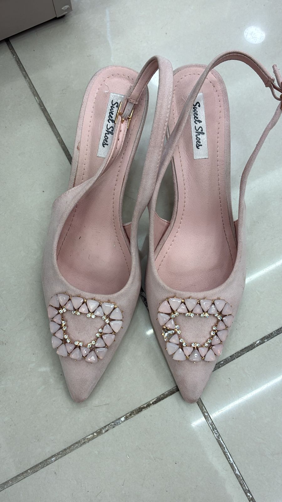 Shoes 38 - GRG-03716