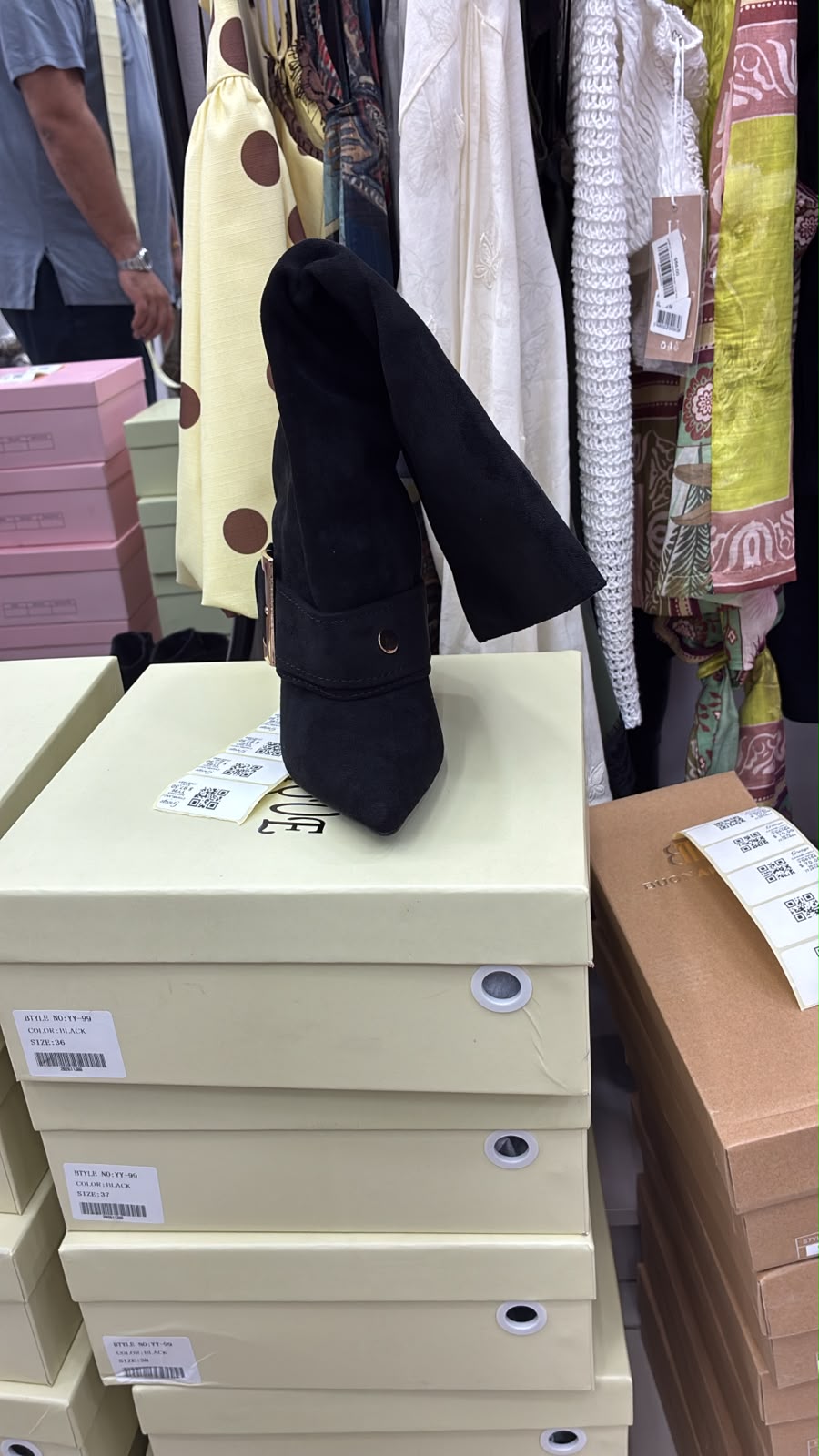 IT26-1686 IT boot YY99 BLACK