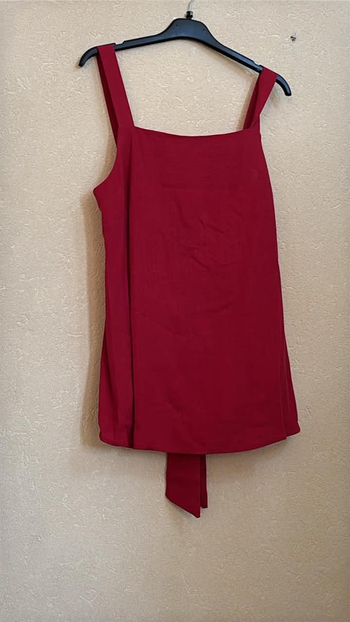 IT26-JUN-SH0305 Top (Y0235)