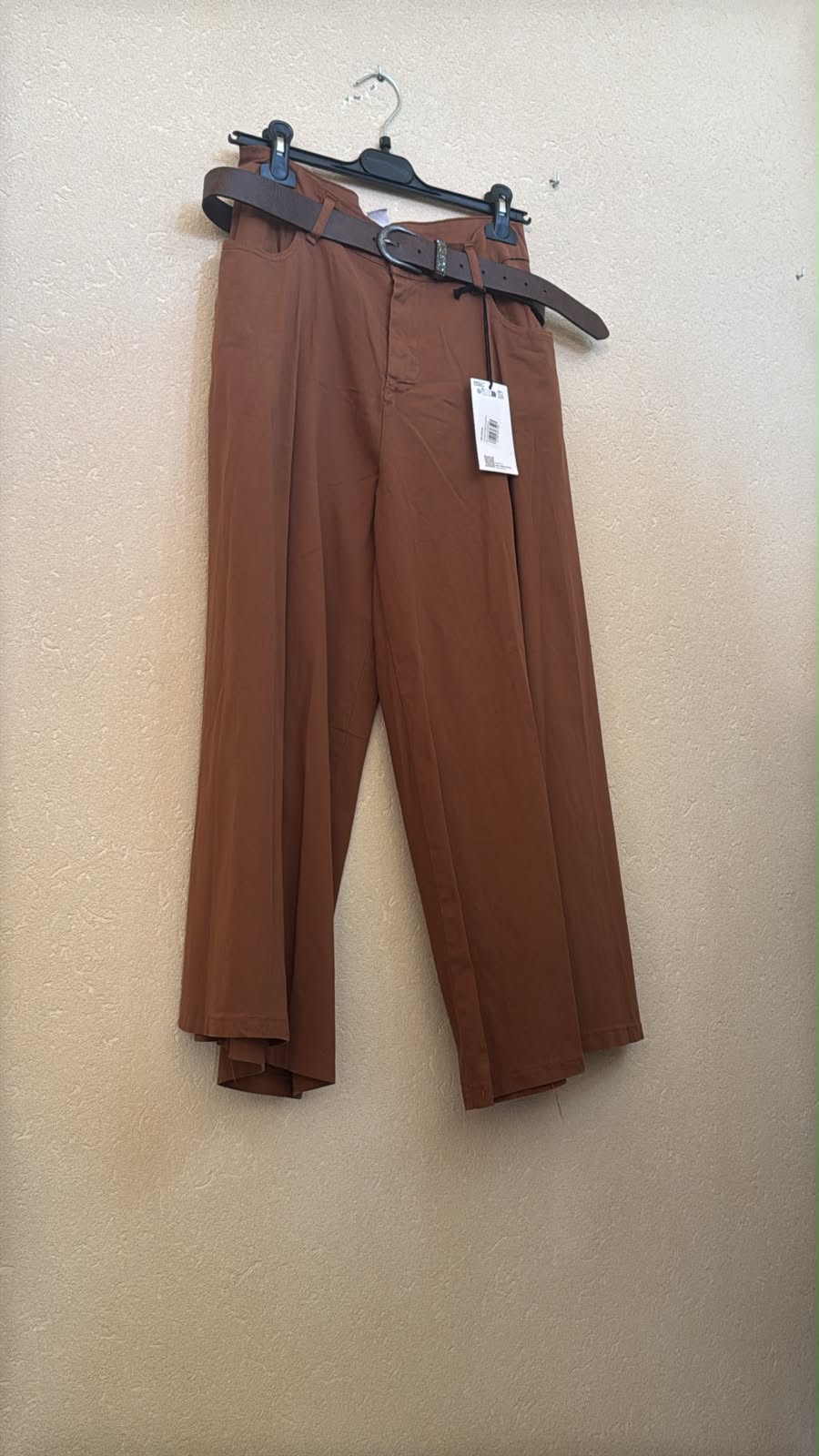 IT26-JUN-SH0394 Trousers (821318)