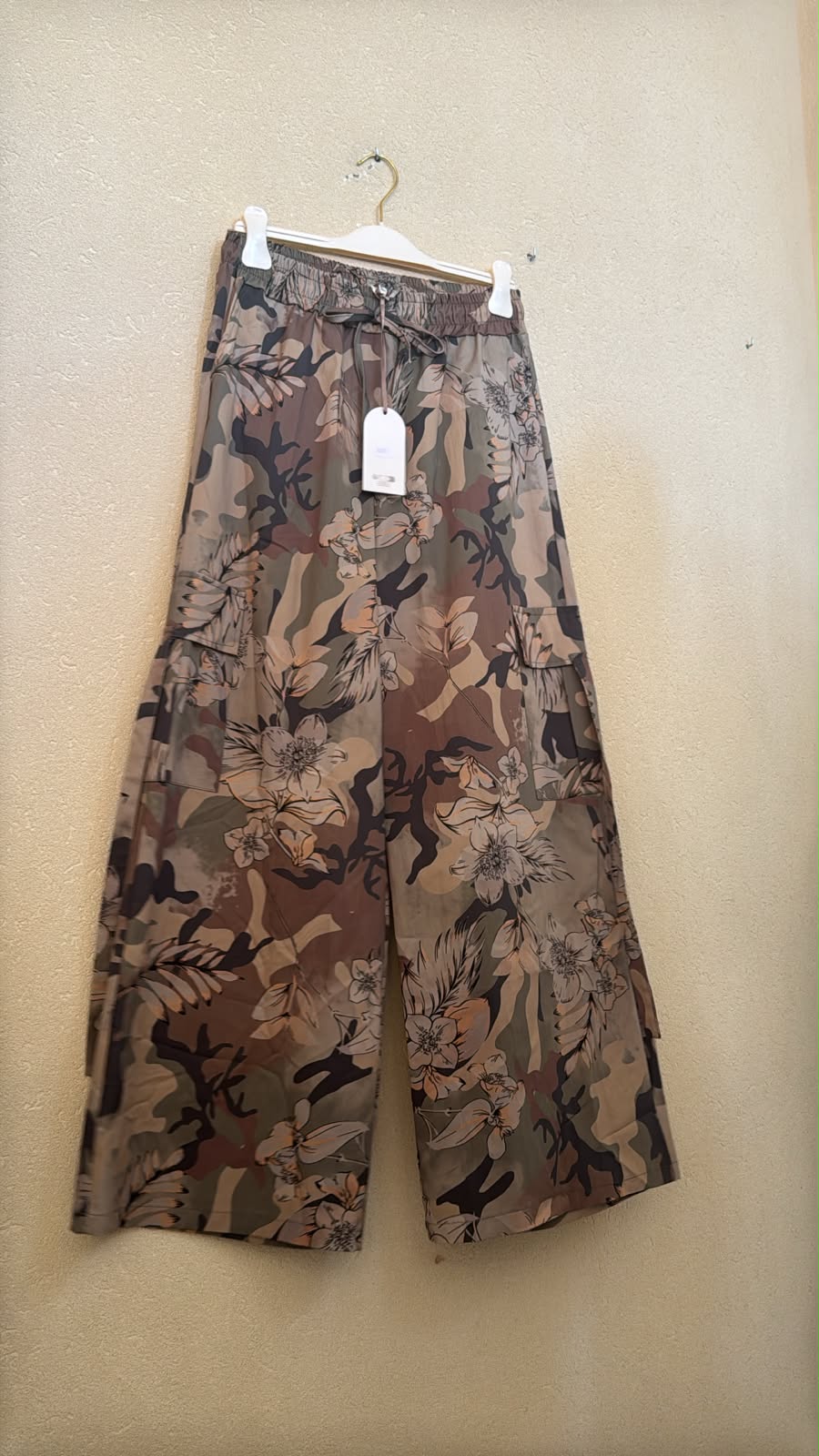 IT26-JUN-SH0453 Trousers (83094)