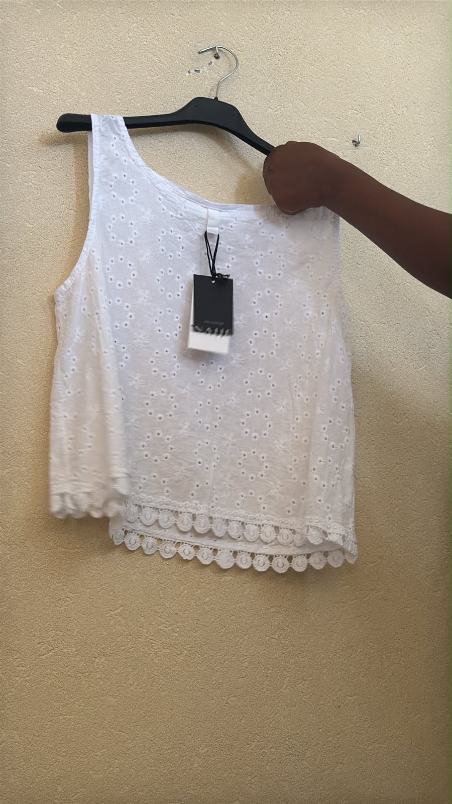 IT26-JUN-SH0515 Top (924133)