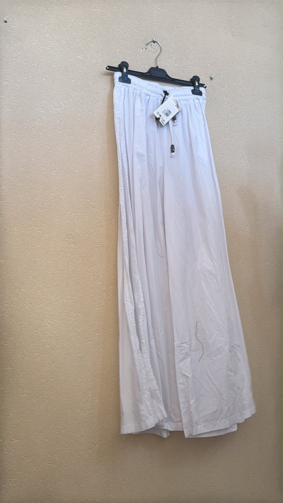 IT26-JUN-SH0521 Trousers (826276)