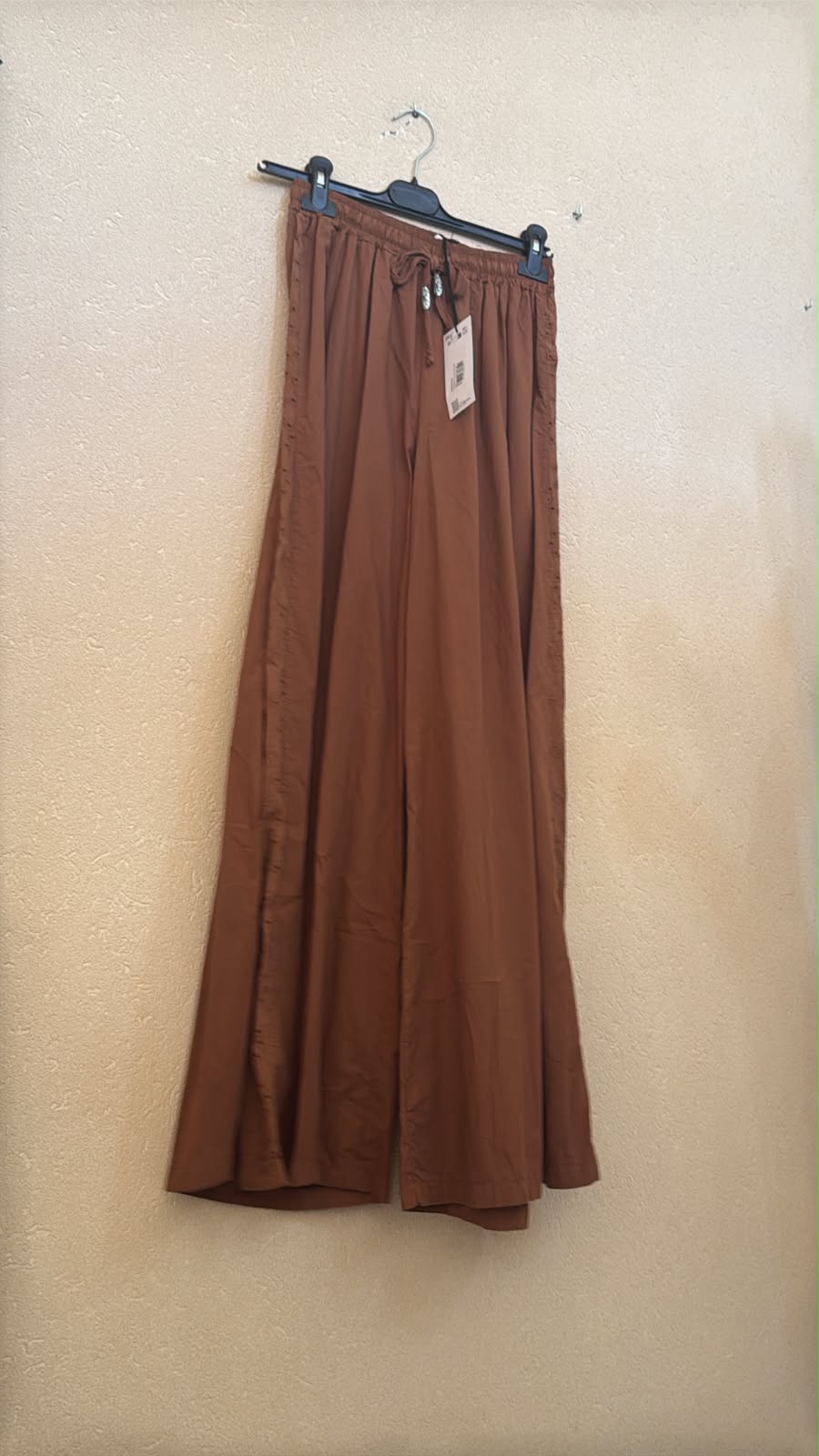 IT26-JUN-SH0523 Trousers (826276)