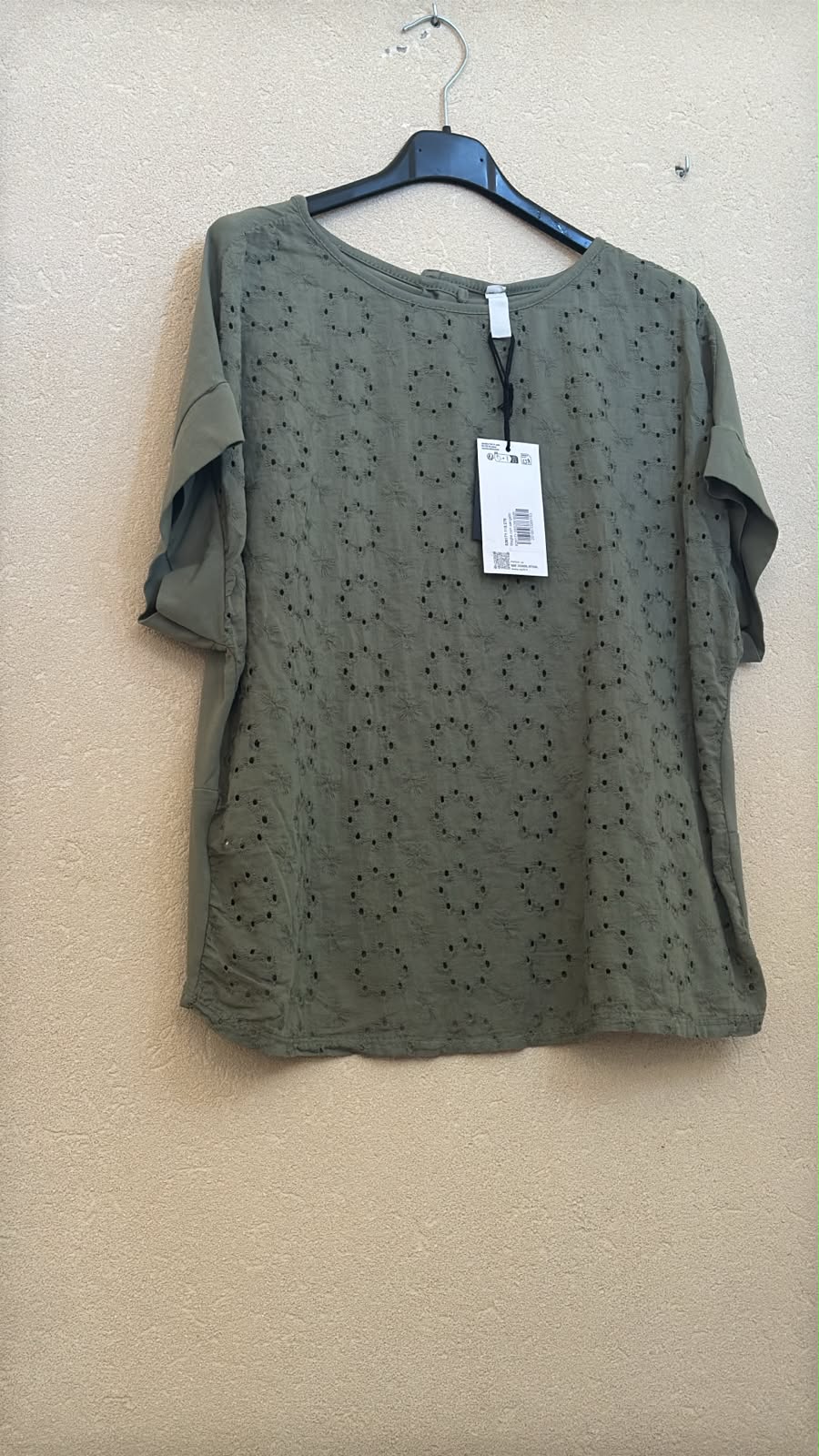 IT26-JUN-SH0528 Knit Top (926171)