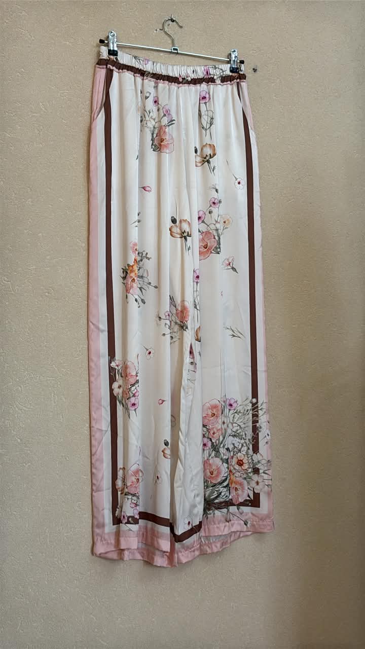 IT26-JUN-SH0625 Skirt - Cream (9099)