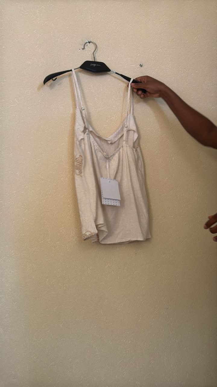 IT26-JUN-SH0968 Top - Beige (VIC-4042572)
