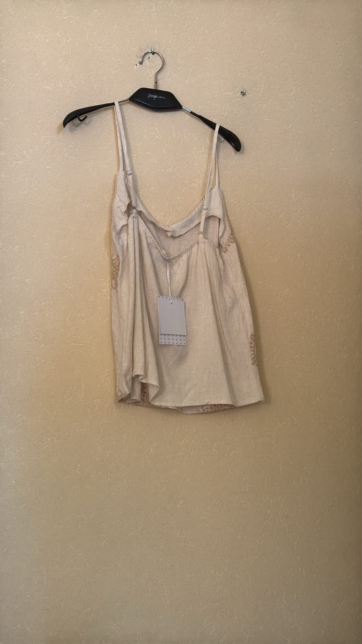 IT26-JUN-SH0969 Top - Beige (VIC-4042572)