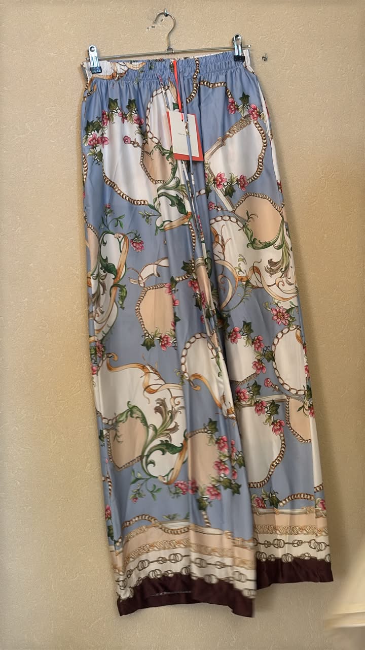IT26-JUN-SH1002 Trousers - Azzurro (LIN-G1760-CHAIN)