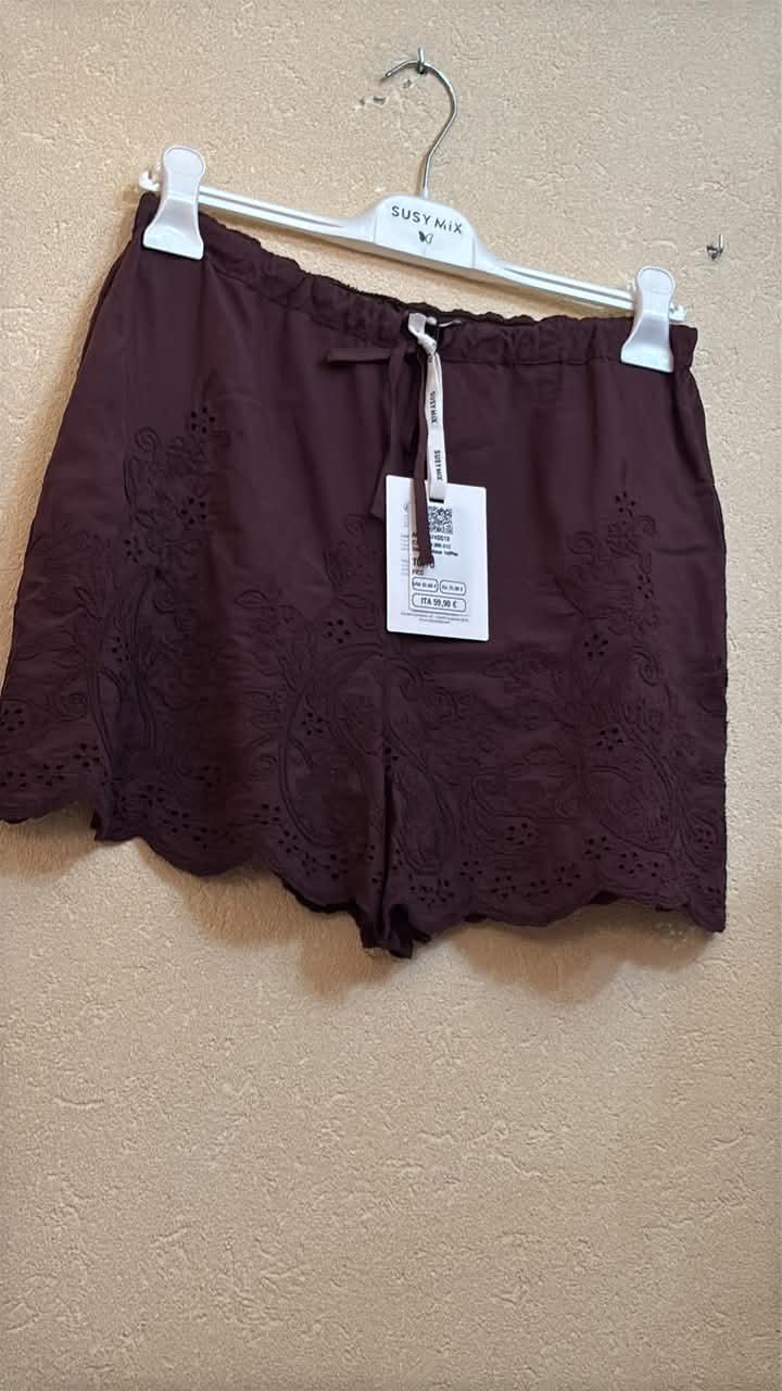 IT26-JUN-SH1048 Shorts - Fico (5574SG18-FI)