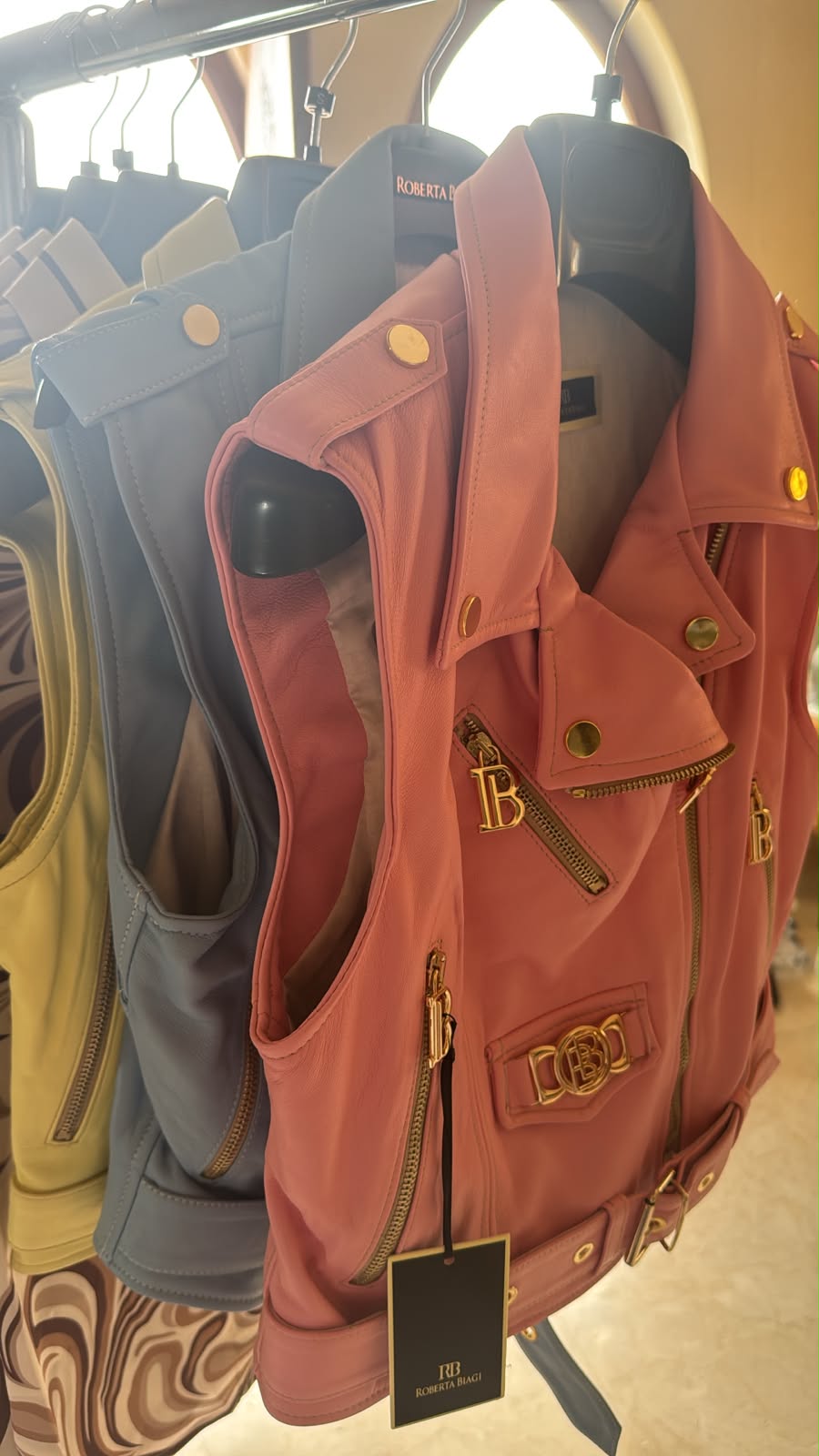 IT26-JUN-SH5104 Vest (GIL031)