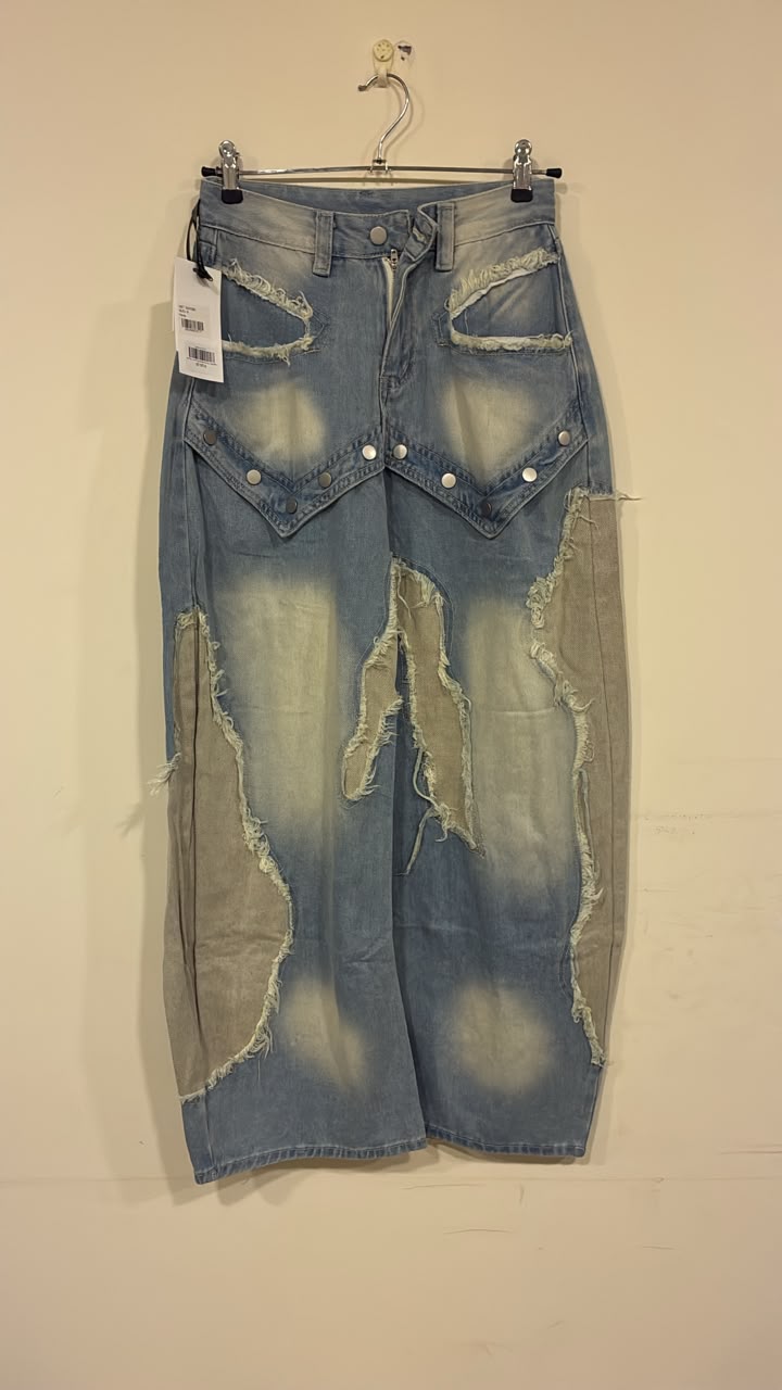IT26-JUN-SH5201 Jeans