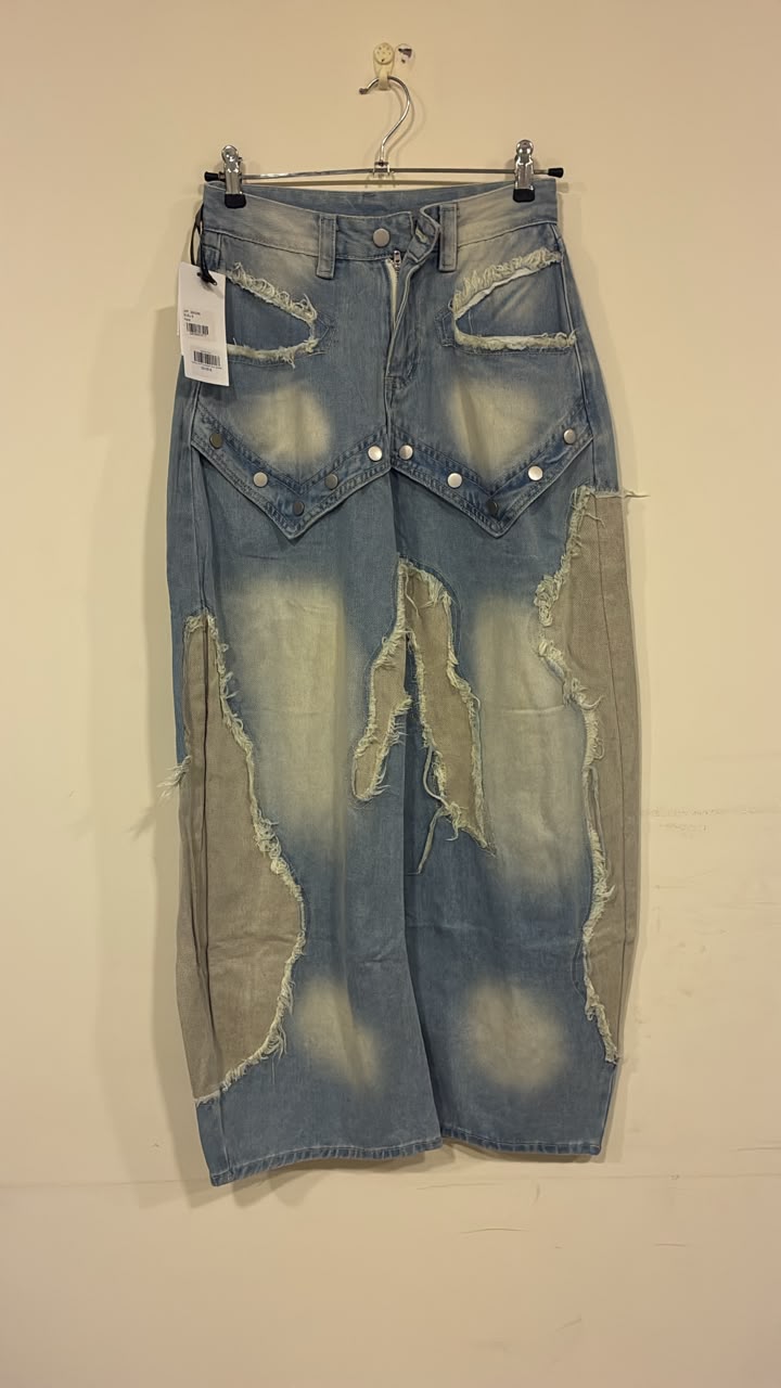 IT26-JUN-SH5202 Jeans