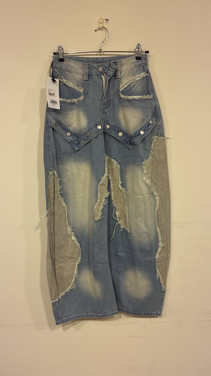 IT26-JUN-SH5203 Jeans