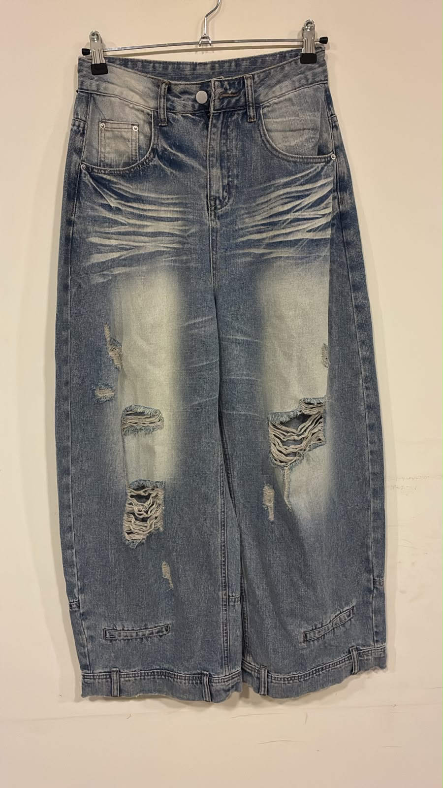 IT26-JUN-SH5212 Jeans