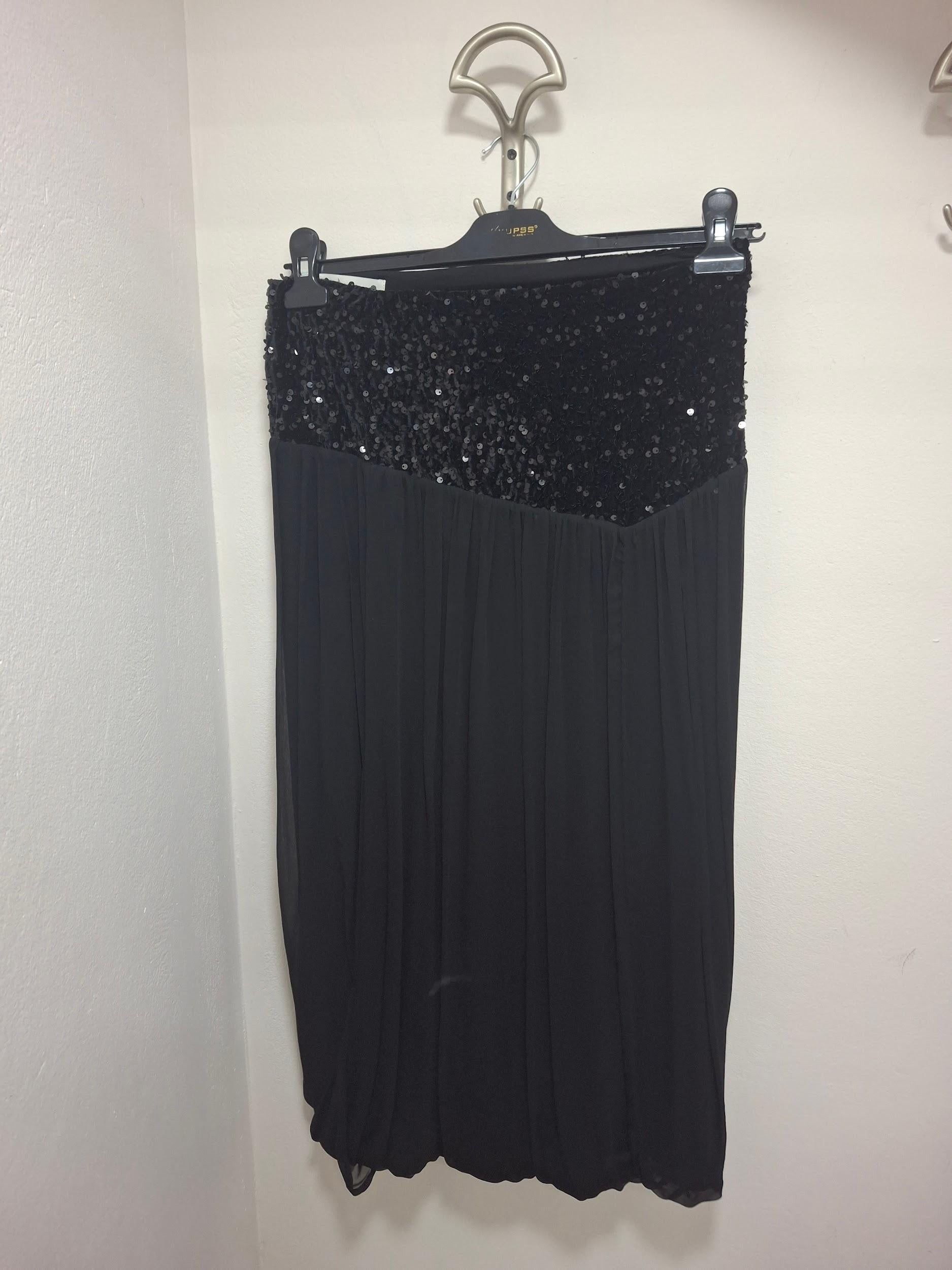 skirt s 126T140 GRG-005086