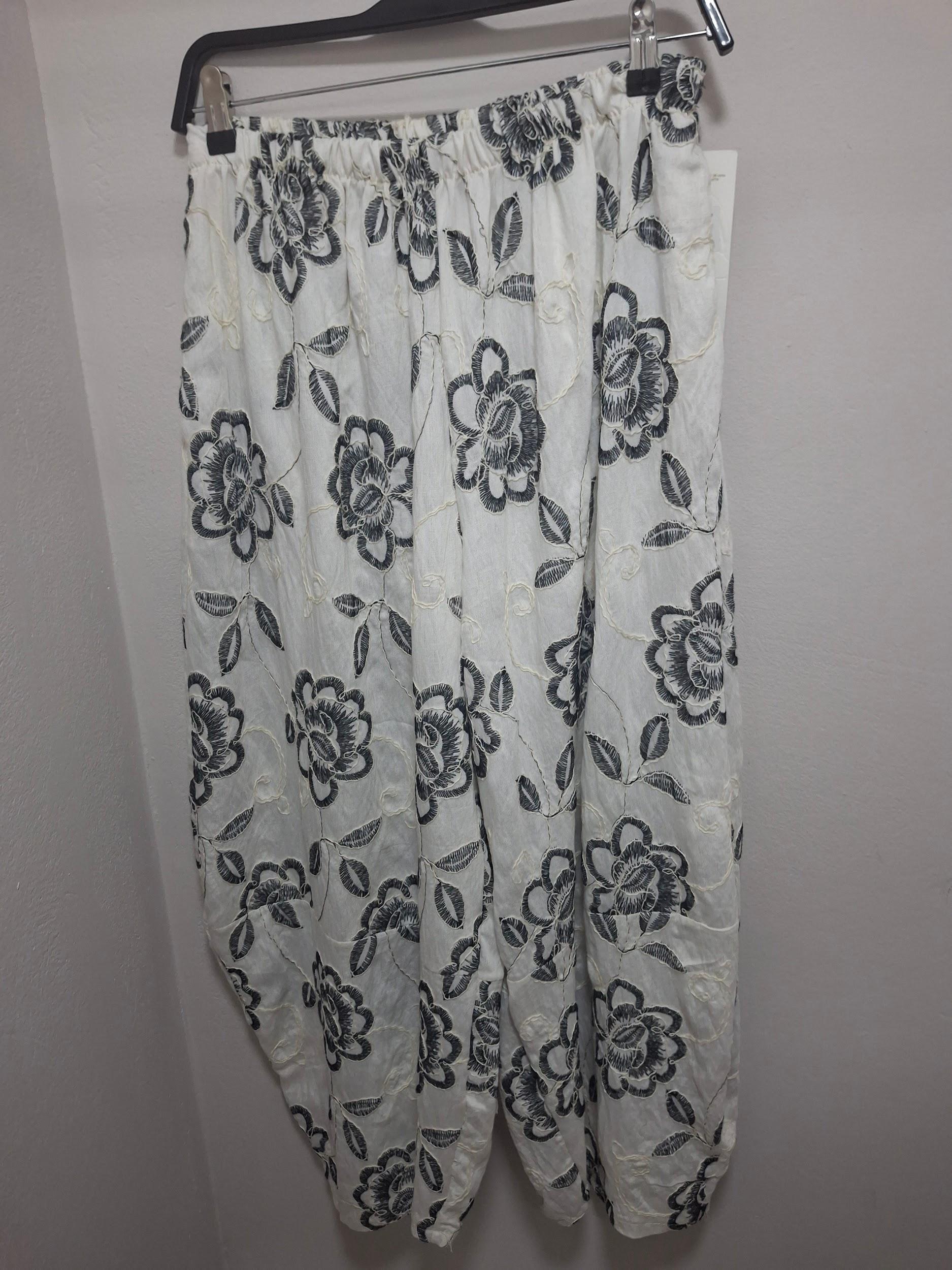 pants 1 size 426T2022 GRG-005225