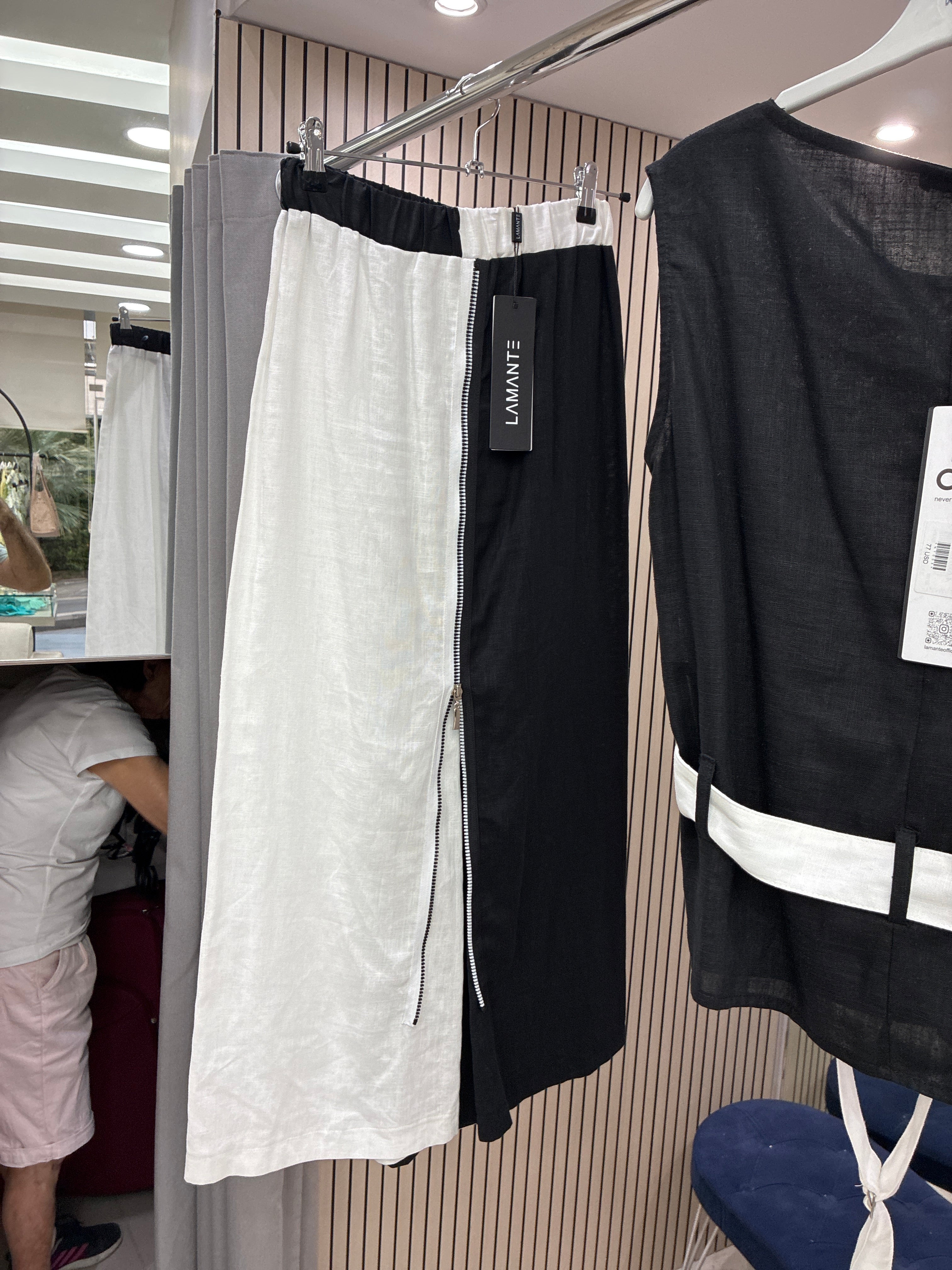 Skirt- grg-003