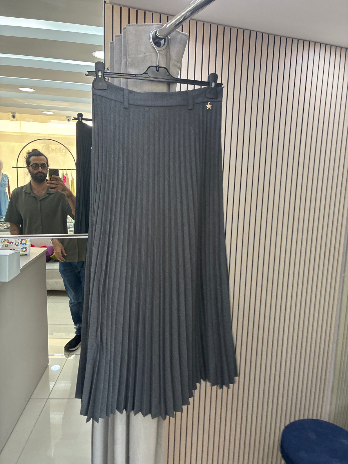 2238 - skirt